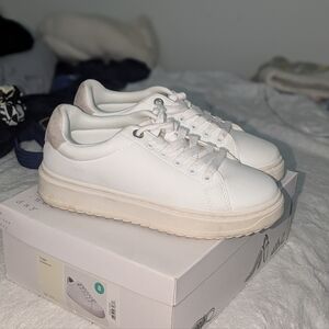 White Women's Sneakers, Size 8